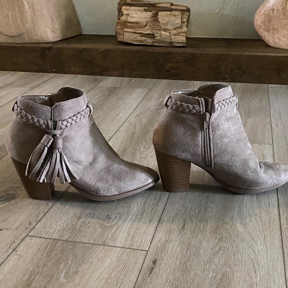 Braided Tassel Ankle Boots - Gray